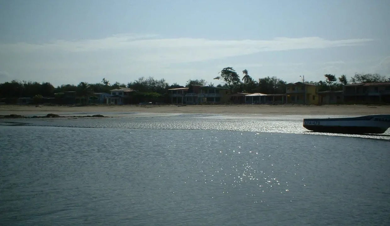 Playa Pocrí 02