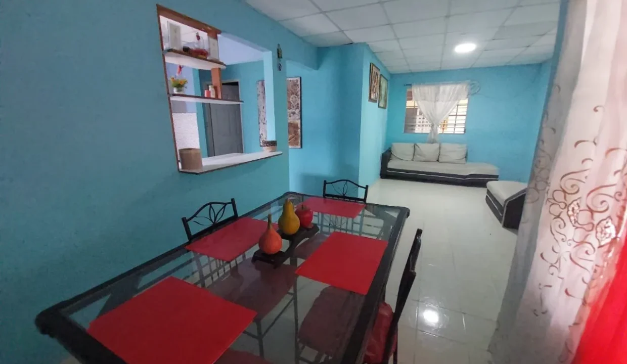 casa-venta-altos-del-prado-penonome-sala